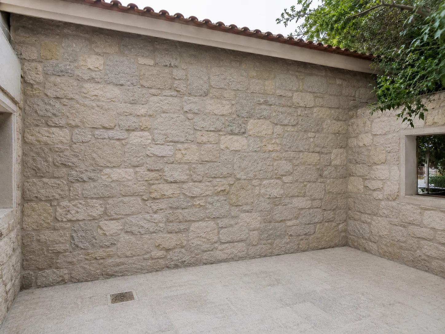 doğal taş örme sonrası tadilat alanı teslim görünümü