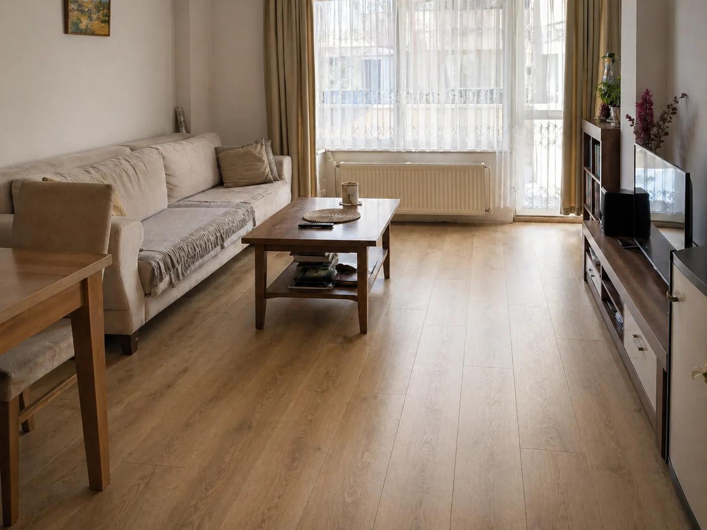 Laminat parke sonrası sıcak salon