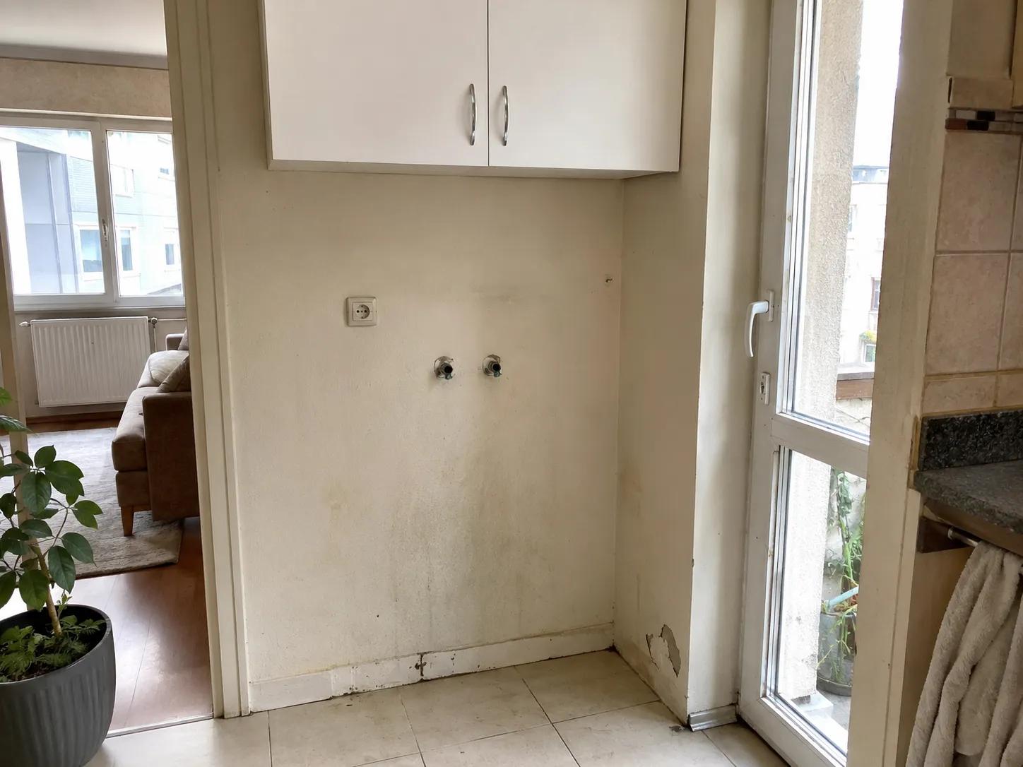 lavabo montajı öncesi daire içi görünümü