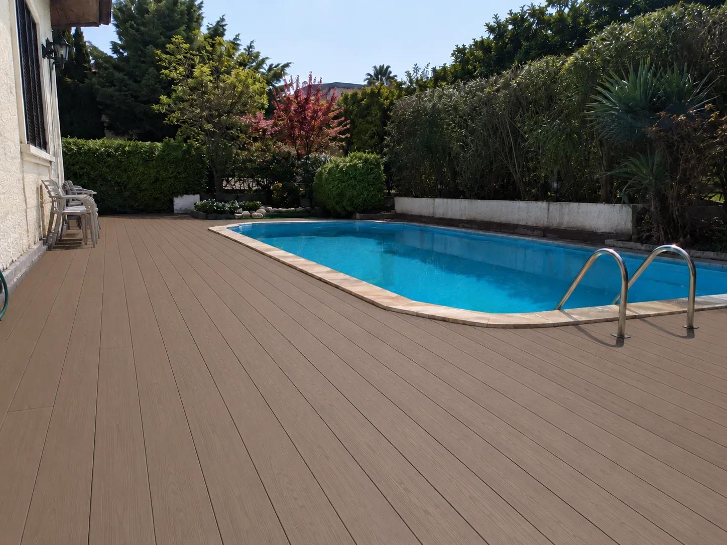 Havuz Çevresinde Bakımı Kolay PVC Deck Uygulaması sonrası görünüm