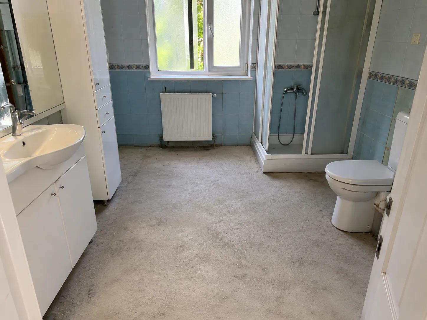 Banyo Yenilemesinde Seramik Öncesi Şap Kırımı sonrası görünüm