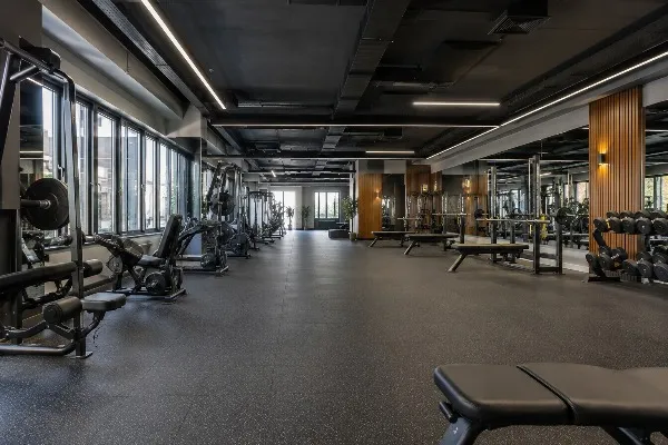 Spor Salonu ve Fitness Tadilatı Nasıl Yapılır? Zemin, Ses ve Havalandırma Rehberi