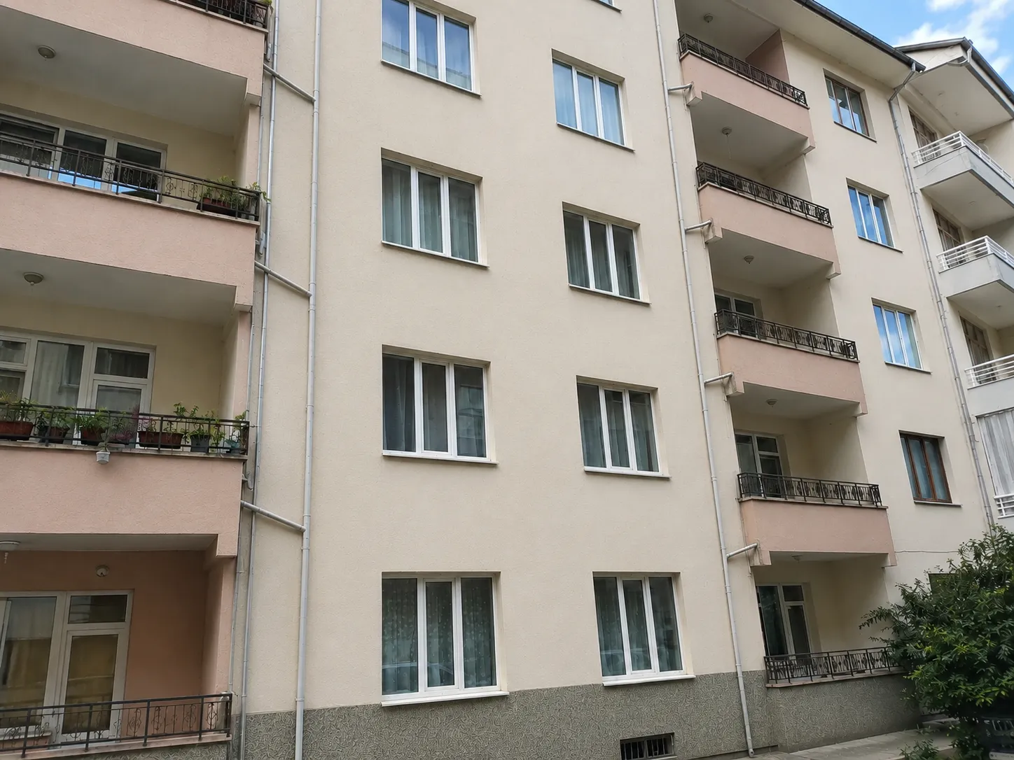 Dış Cephe Yalıtım / Mantolama Planı öncesi görünüm